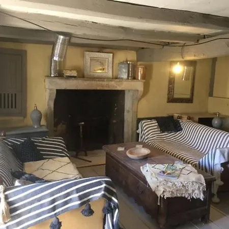 Casa vacanze Beau 2 Bedroom/ensuite Gite, Southerly Courtyard