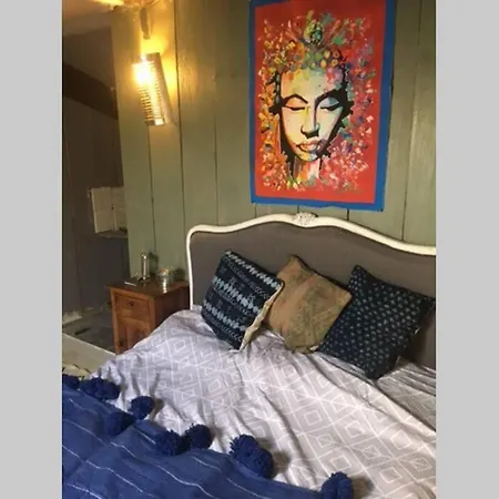Beau 2 Bedroom/ensuite Gite, Southerly Courtyard Nanteuil-en-Vallée